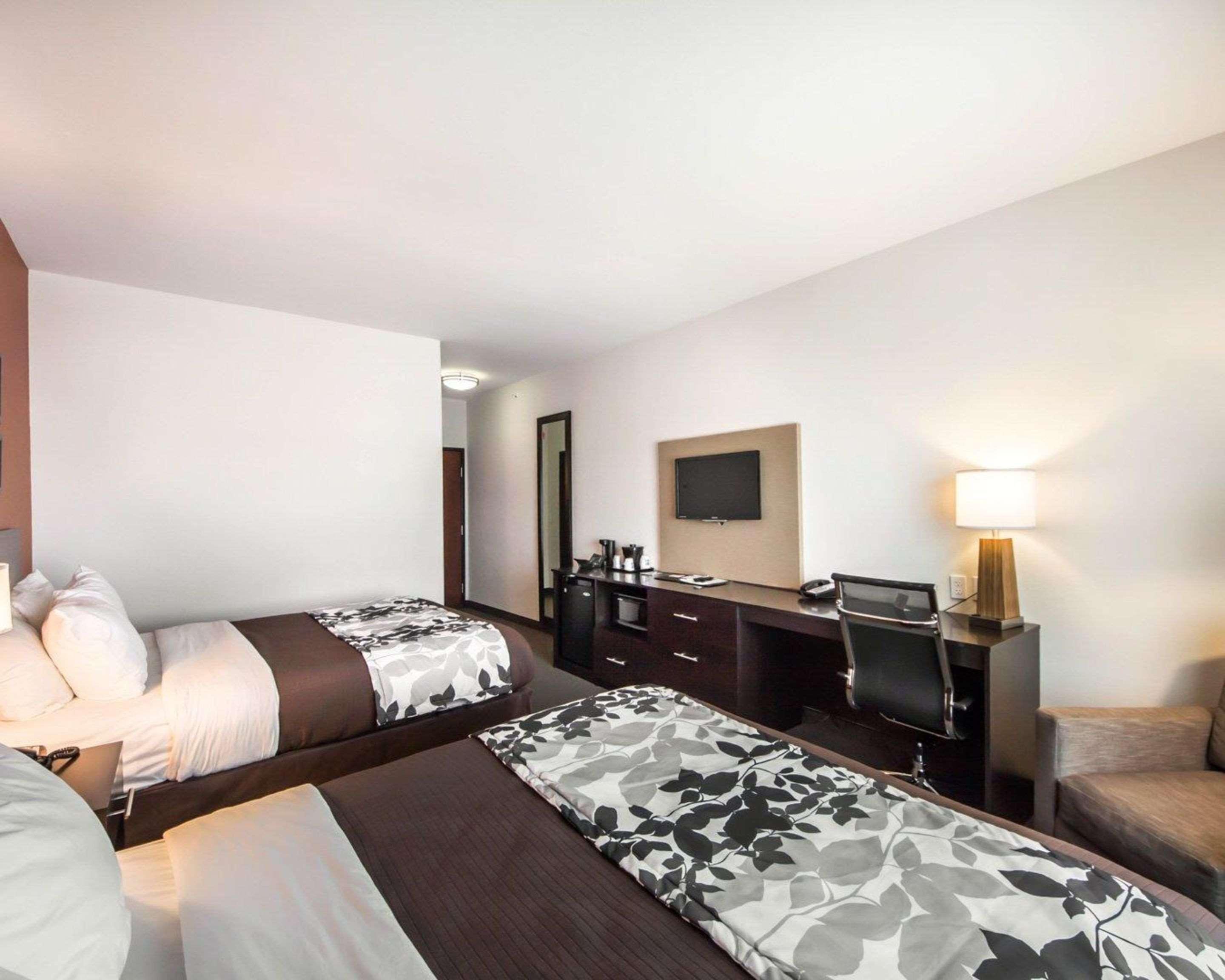 Sleep Inn & Suites Hennessey North Екстериор снимка
