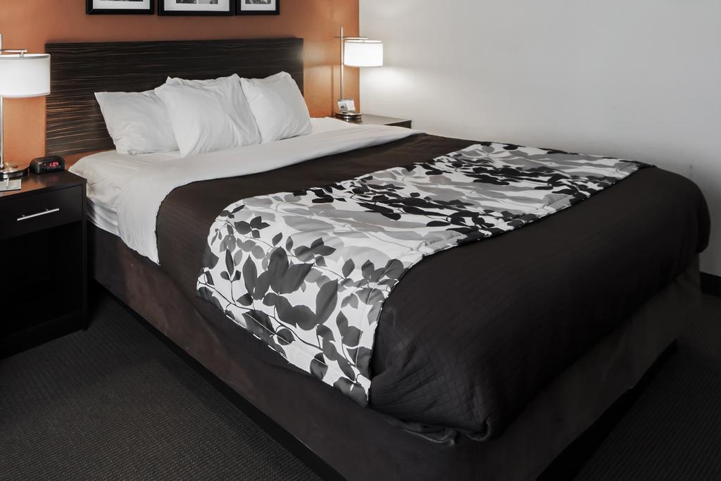 Sleep Inn & Suites Hennessey North Екстериор снимка